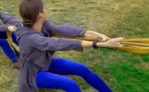 有关六年级拔河比赛作文集锦10篇