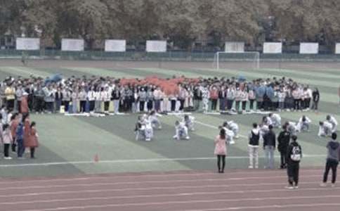 校园操场作文600字九篇