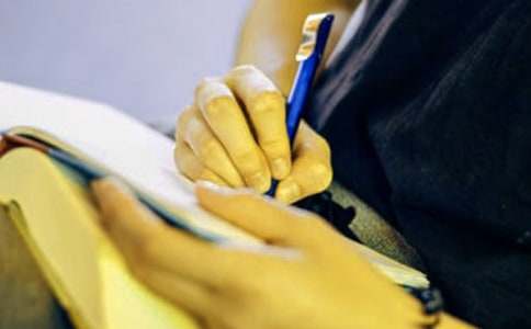 �����ϣ����¼����ǵ�һ���š������