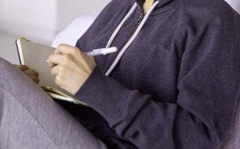 �������Ǵ��桷����У���ѡ33ƪ��