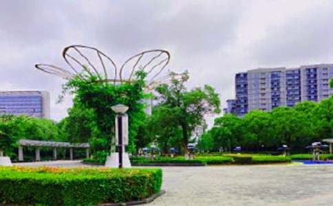 д����԰���ģ�ʵ��10ƪ��