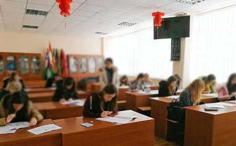 �����š����Է�˼����300��4ƪ