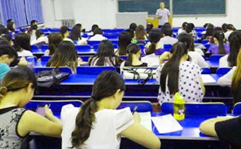 ���ڿ��Է�˼����400�ּ�����ƪ