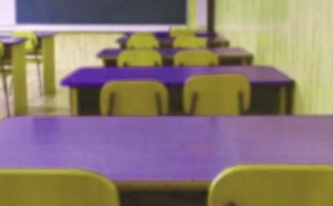 ��ĸУдһ���ţ�����28ƪ��