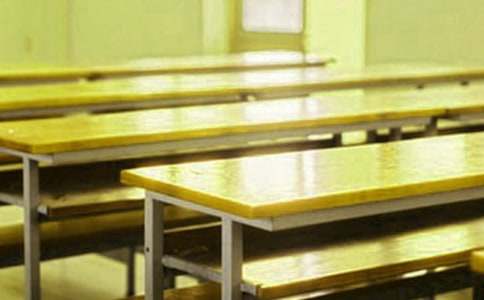 �ж�ĸУ������