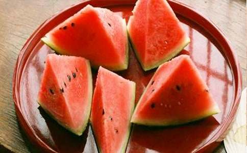 �������������600��8ƪ