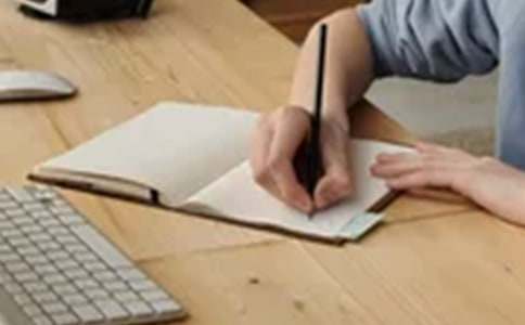 写未来机器人的作文锦集28篇