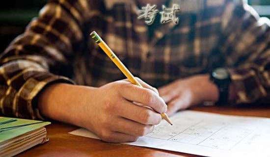 ��ѡ���Է�˼����400�ֻ��5ƪ